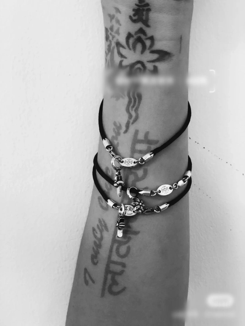 Effortless Chrome Hearts Bracelets 237449