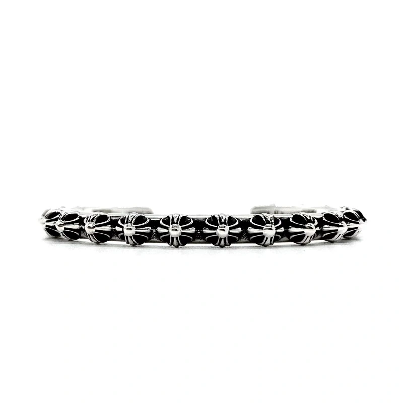 Sleek Chrome Hearts Bracelets 237390