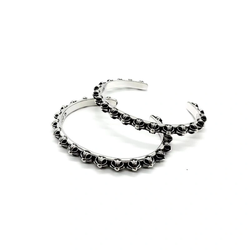 Sleek Chrome Hearts Bracelets 237390