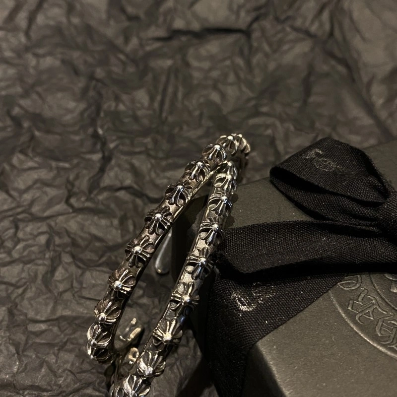 Sleek Chrome Hearts Bracelets 237390