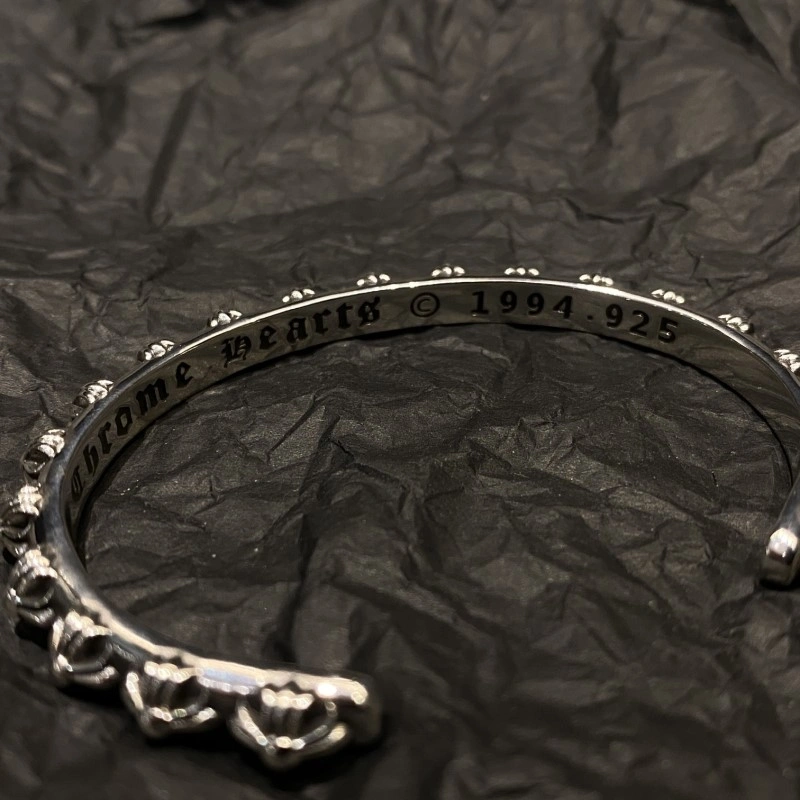 Sleek Chrome Hearts Bracelets 237390