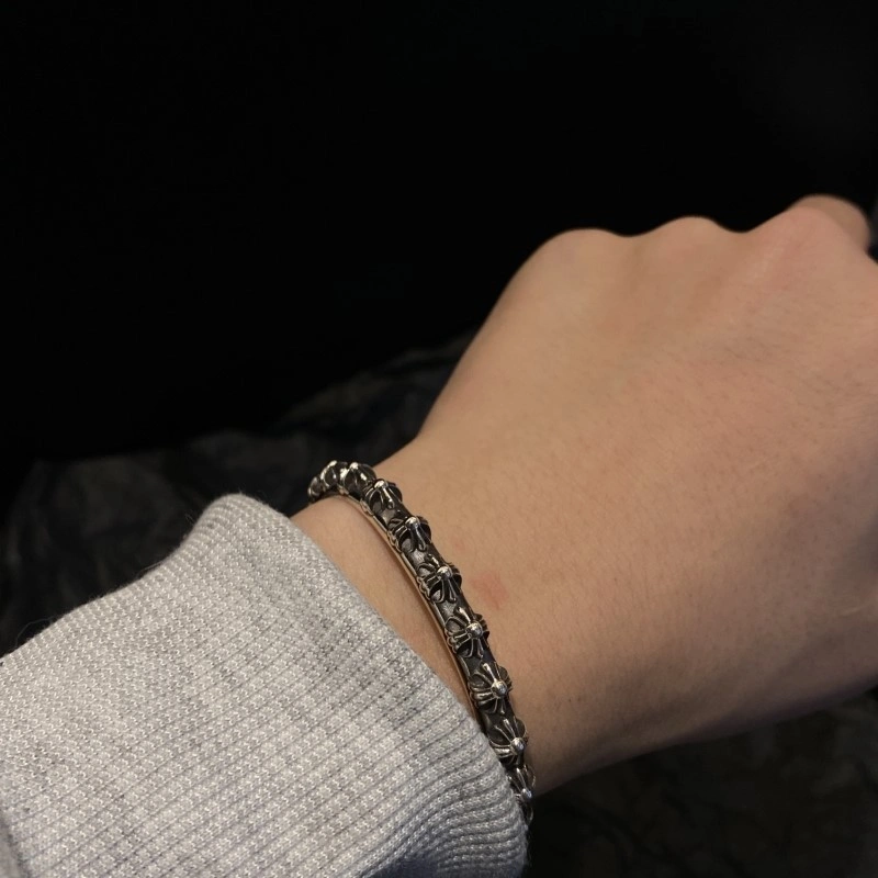 Sleek Chrome Hearts Bracelets 237390