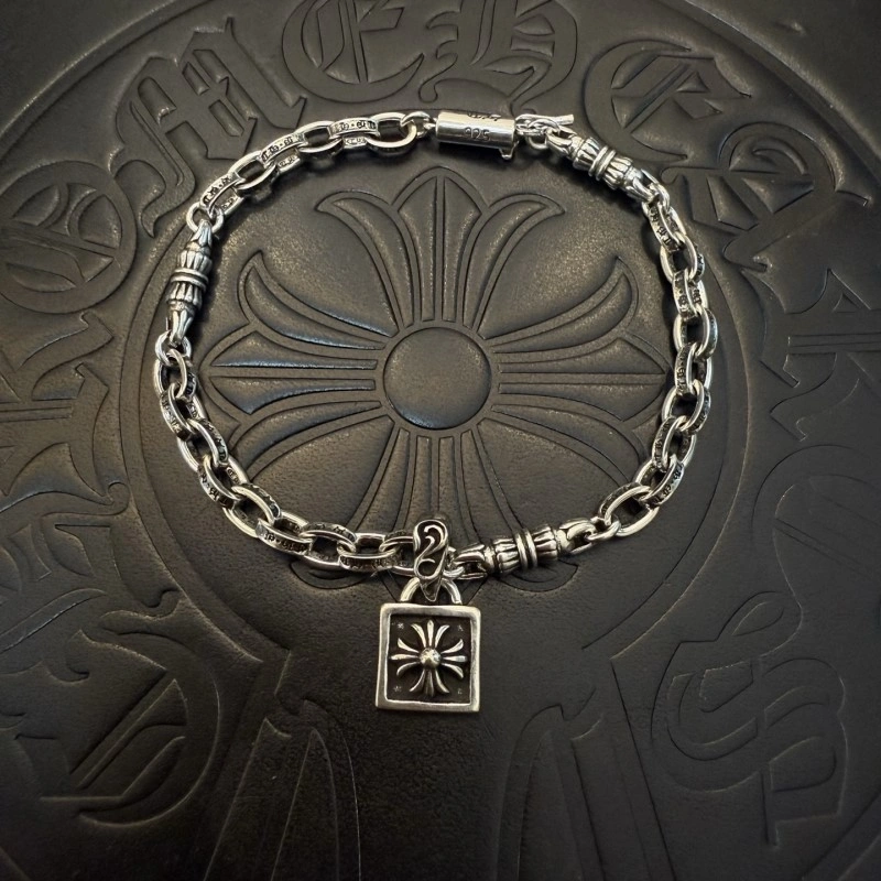 Cozy Chrome Hearts Bracelets 237340
