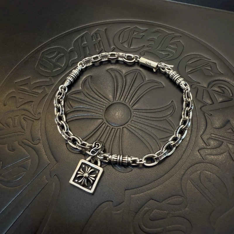 Cozy Chrome Hearts Bracelets 237340