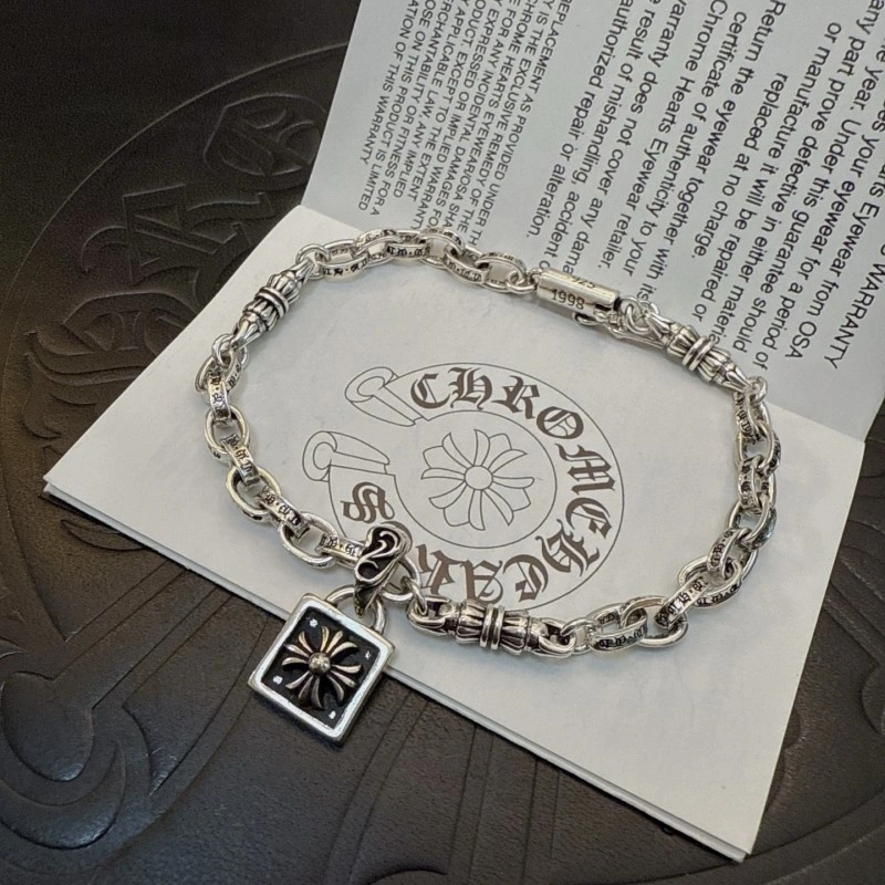 Cozy Chrome Hearts Bracelets 237340