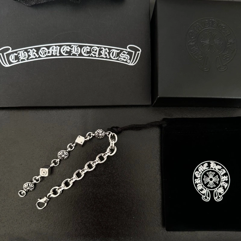 Bold Chrome Hearts Bracelets 237097