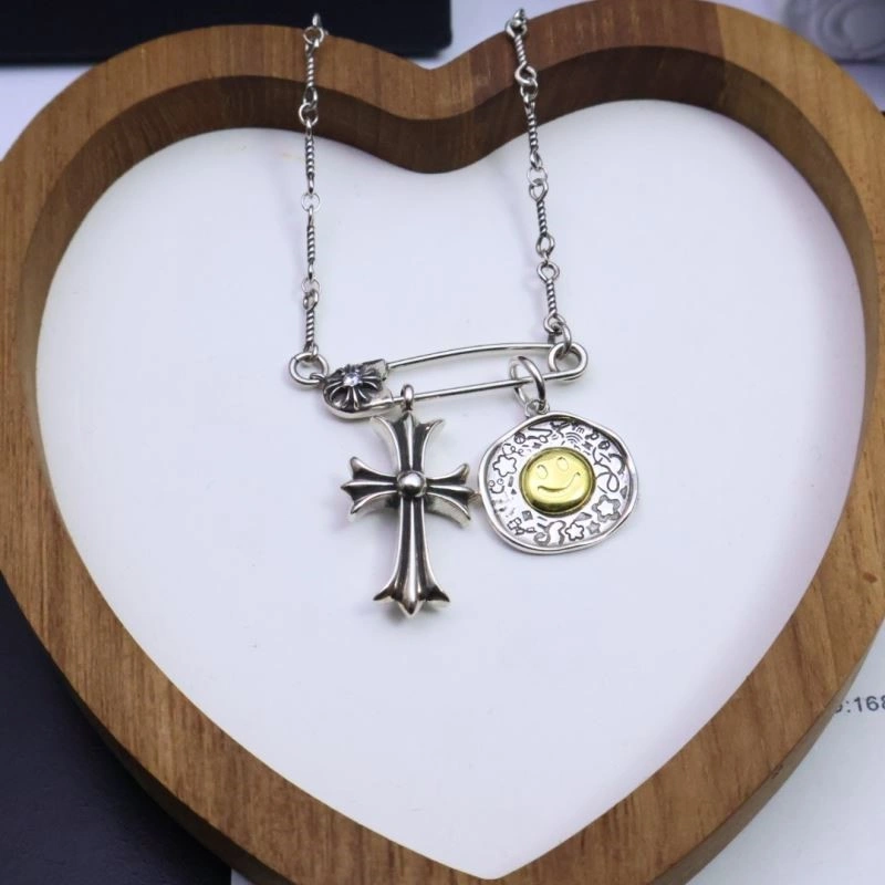 RelaxedFit Chrome Hearts Brooches 239658