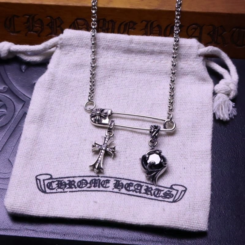 Chrome Hearts Brooches WaterResistant 239657