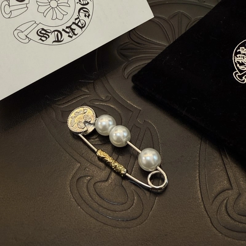 Premium Chrome Hearts Brooches 237070