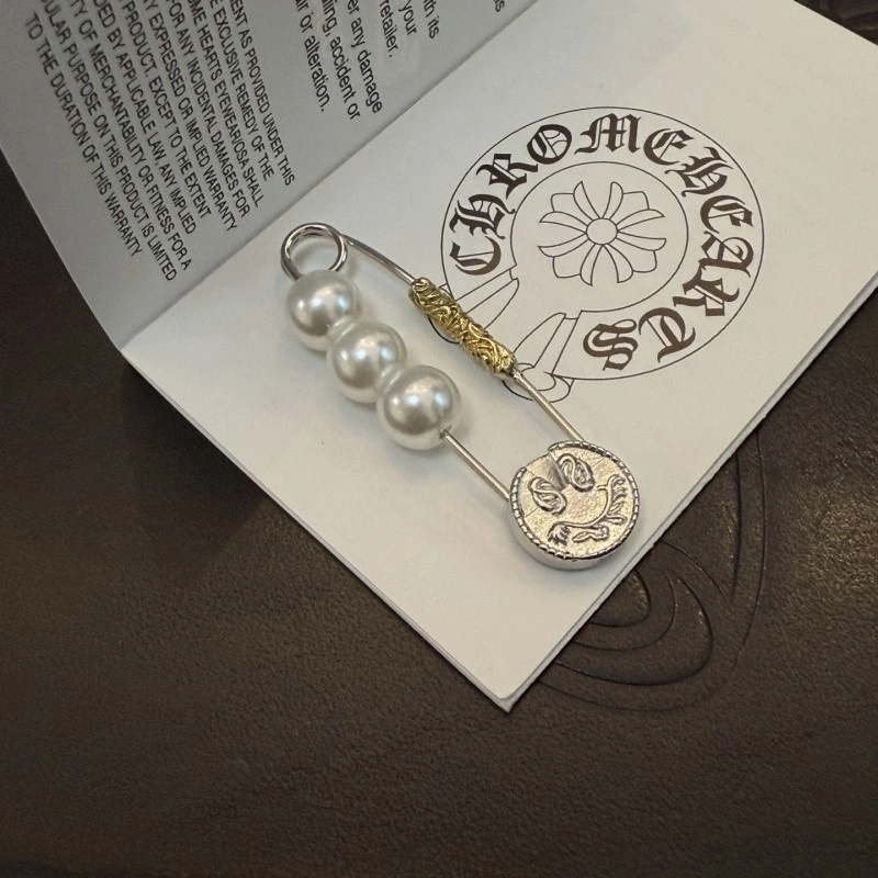 Premium Chrome Hearts Brooches 237070