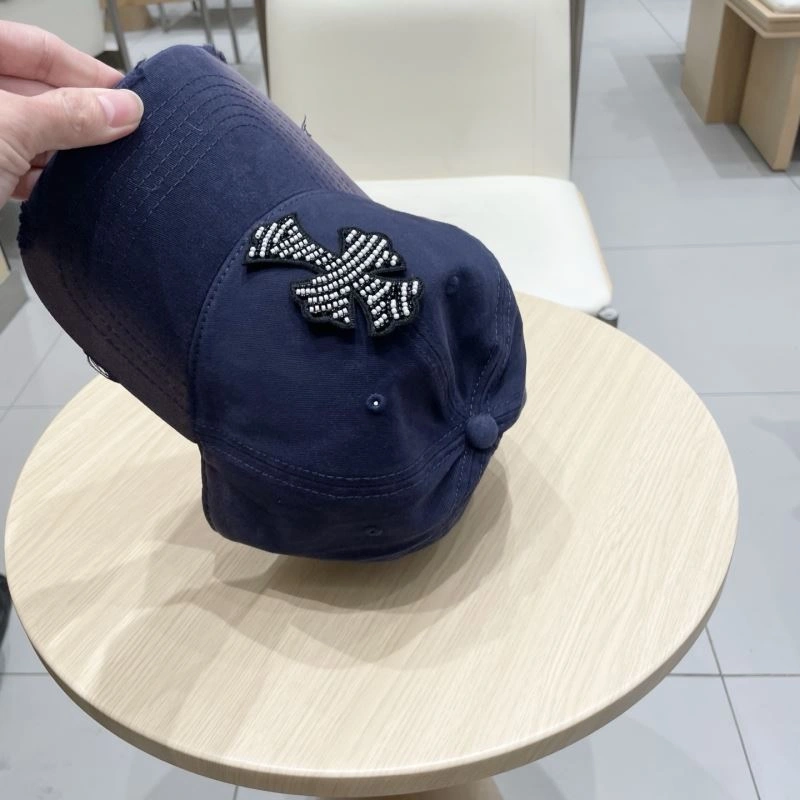 Chrome Hearts Caps Sleek 259113