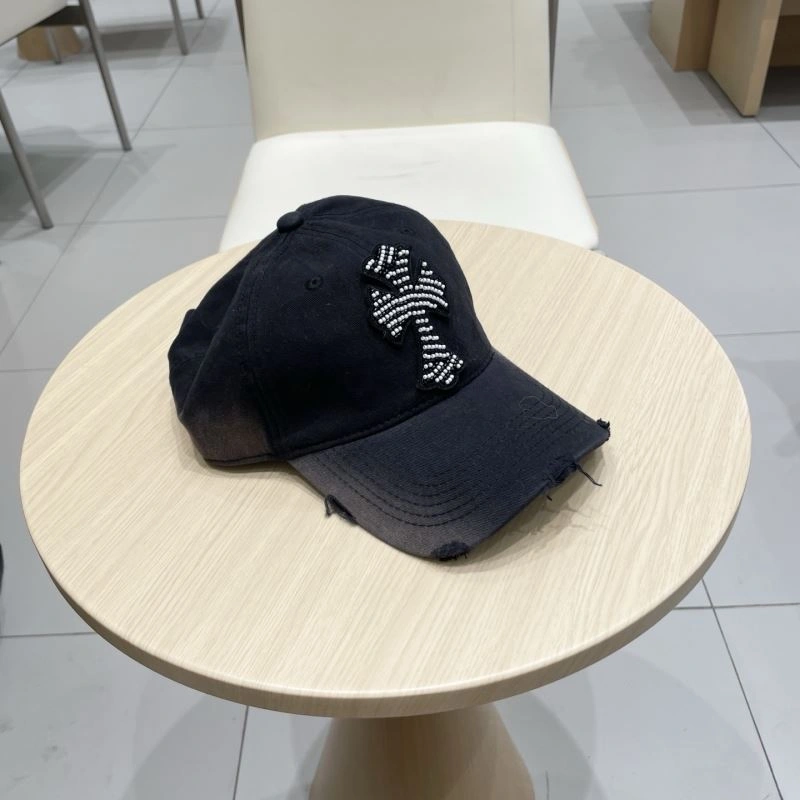 Reliable Chrome Hearts Caps 259112