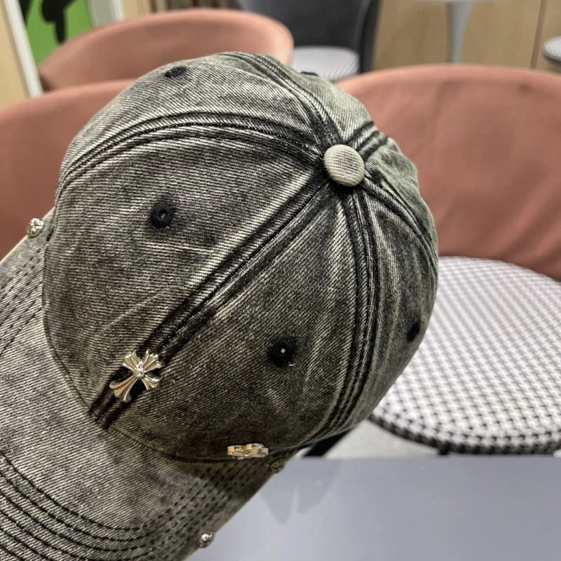 Compact Chrome Hearts Caps 259060