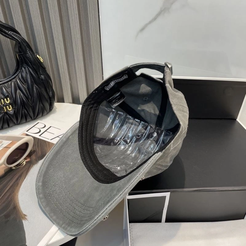 Chrome Hearts Caps Sleek 259061