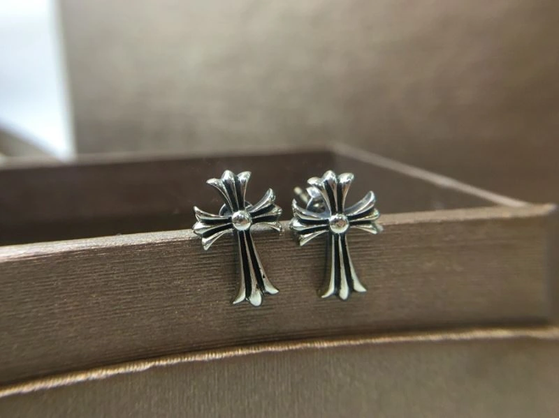 Sophisticated Chrome Hearts Earrings 242258