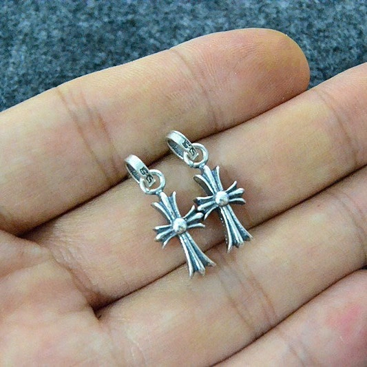 UrbanStyle Chrome Hearts Earrings 241281