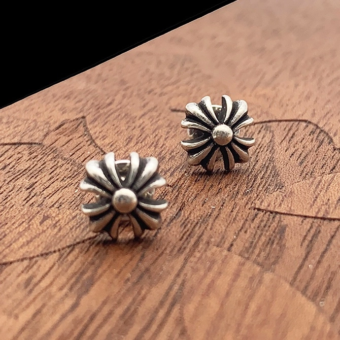 Chrome Hearts Earrings Sporty 240737