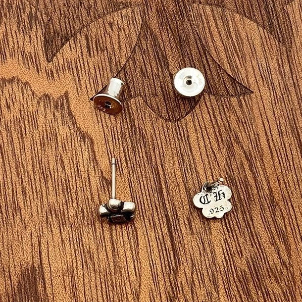 Comfortable Chrome Hearts Earrings 240251