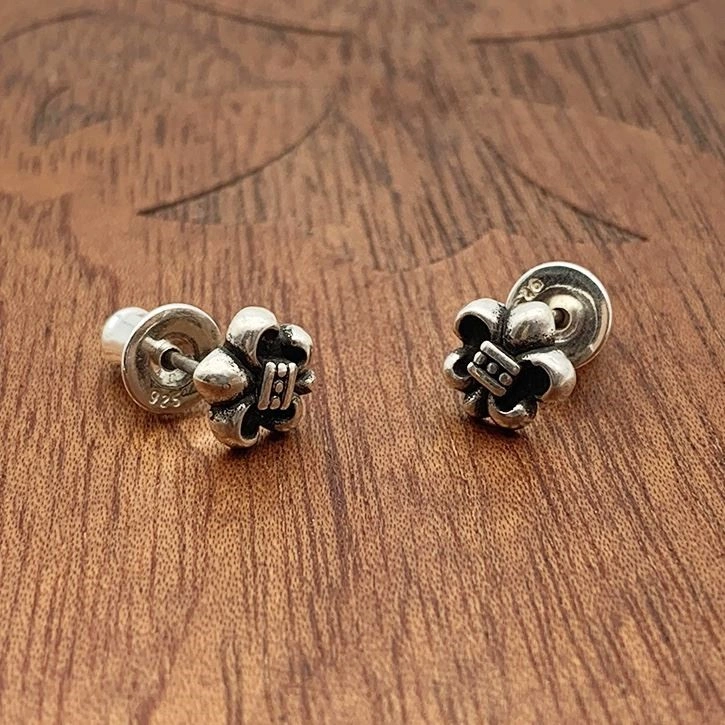 Comfortable Chrome Hearts Earrings 240251