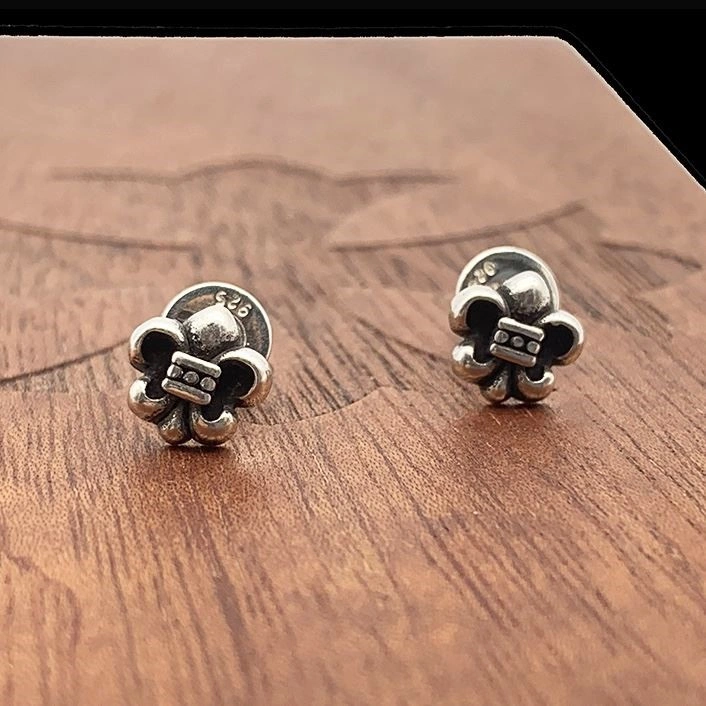 Comfortable Chrome Hearts Earrings 240251
