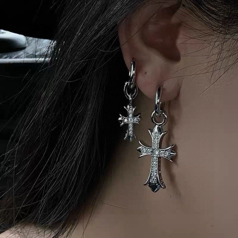 Lightweight Chrome Hearts Earrings 240253