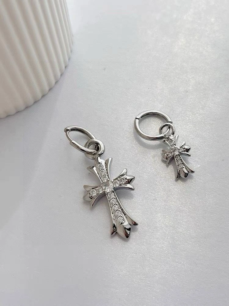 Lightweight Chrome Hearts Earrings 240253