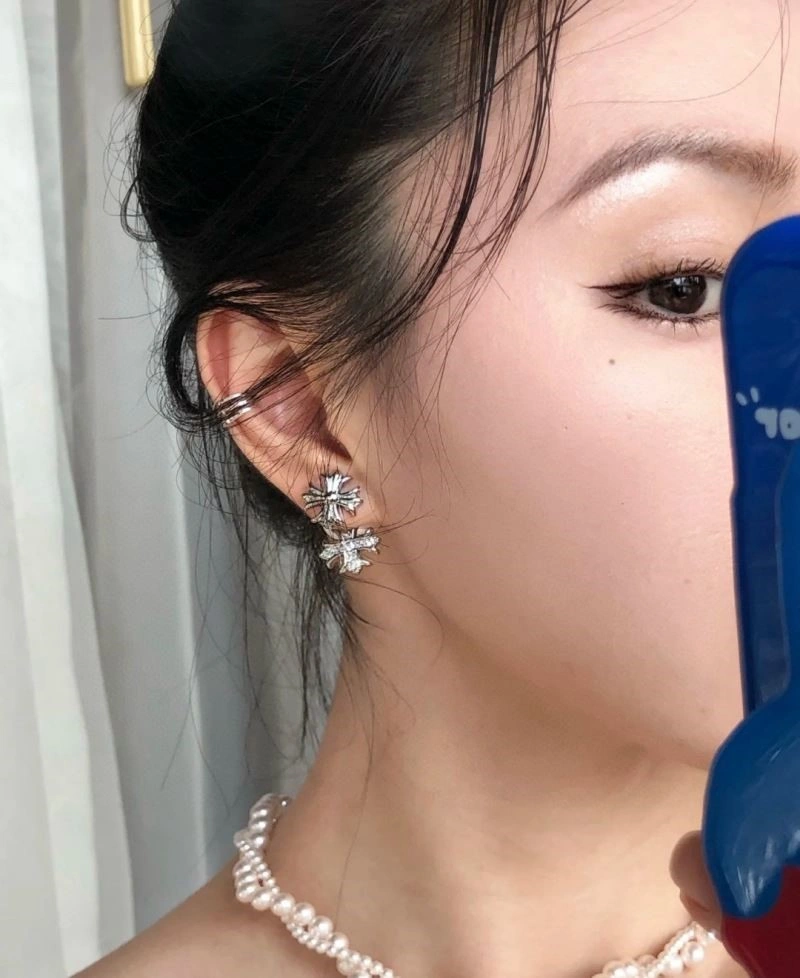 HighPerformance Chrome Hearts Earrings 238052