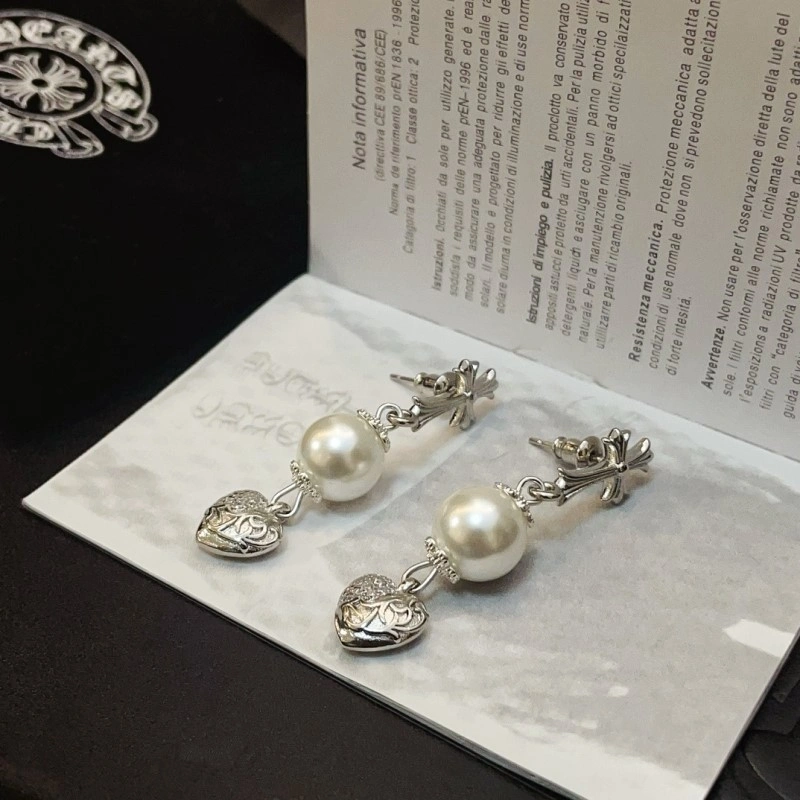 Youthful Chrome Hearts Earrings 238041