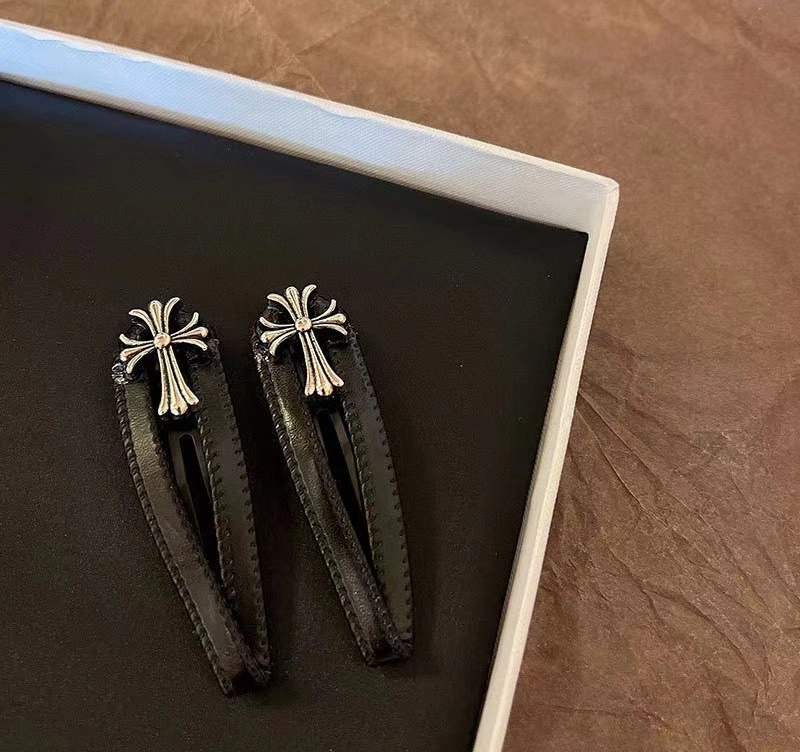 Resilient Chrome Hearts Hairpins 241277