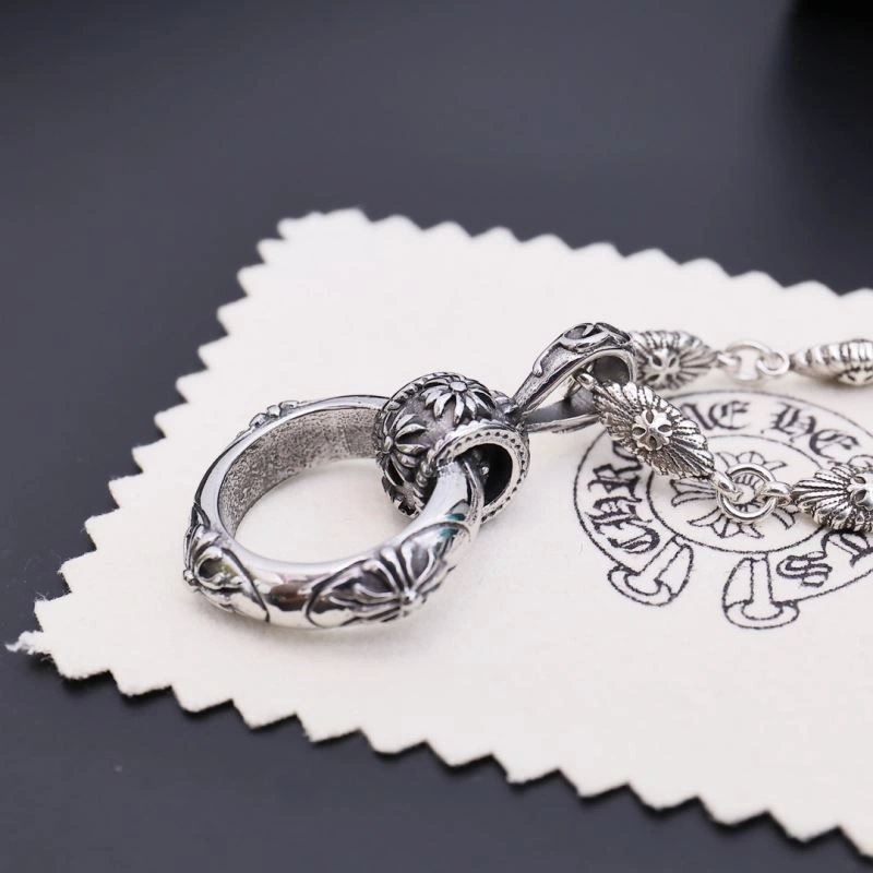 Thermal Chrome Hearts Necklaces 242252