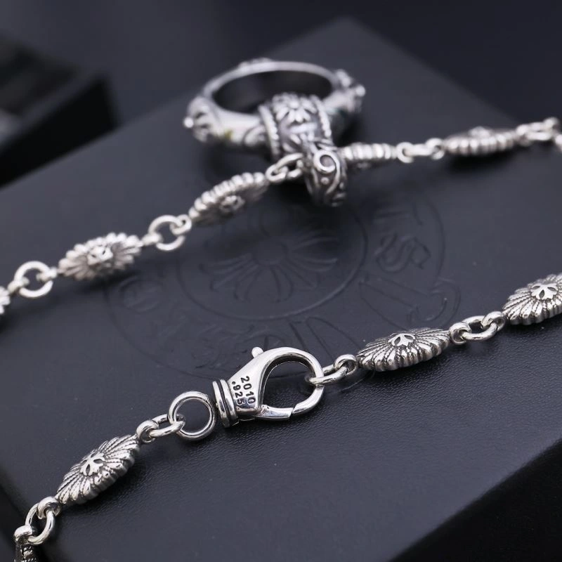 Thermal Chrome Hearts Necklaces 242252