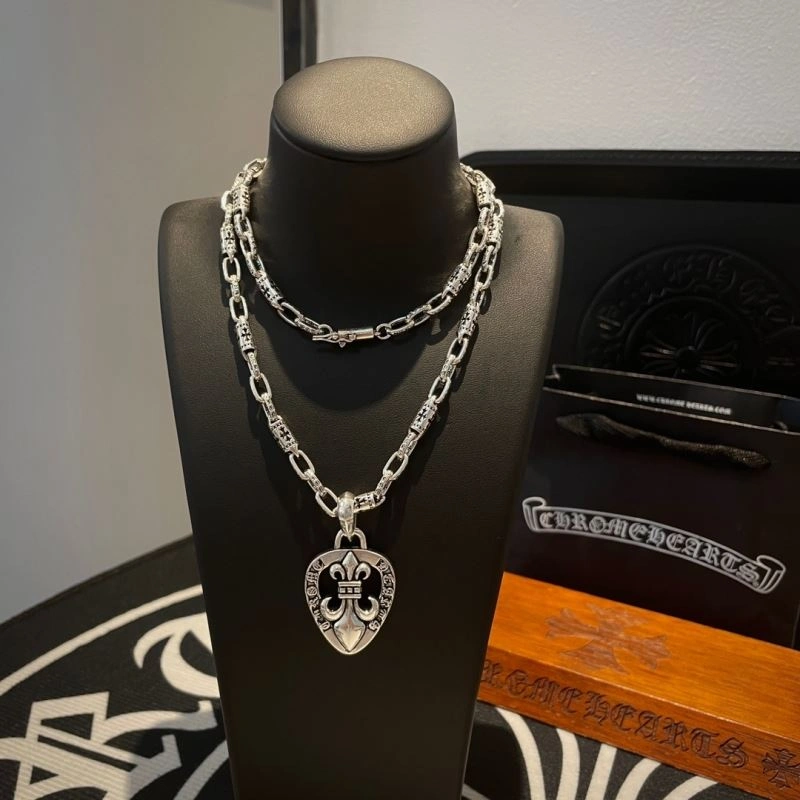Sophisticated Chrome Hearts Necklaces 242211