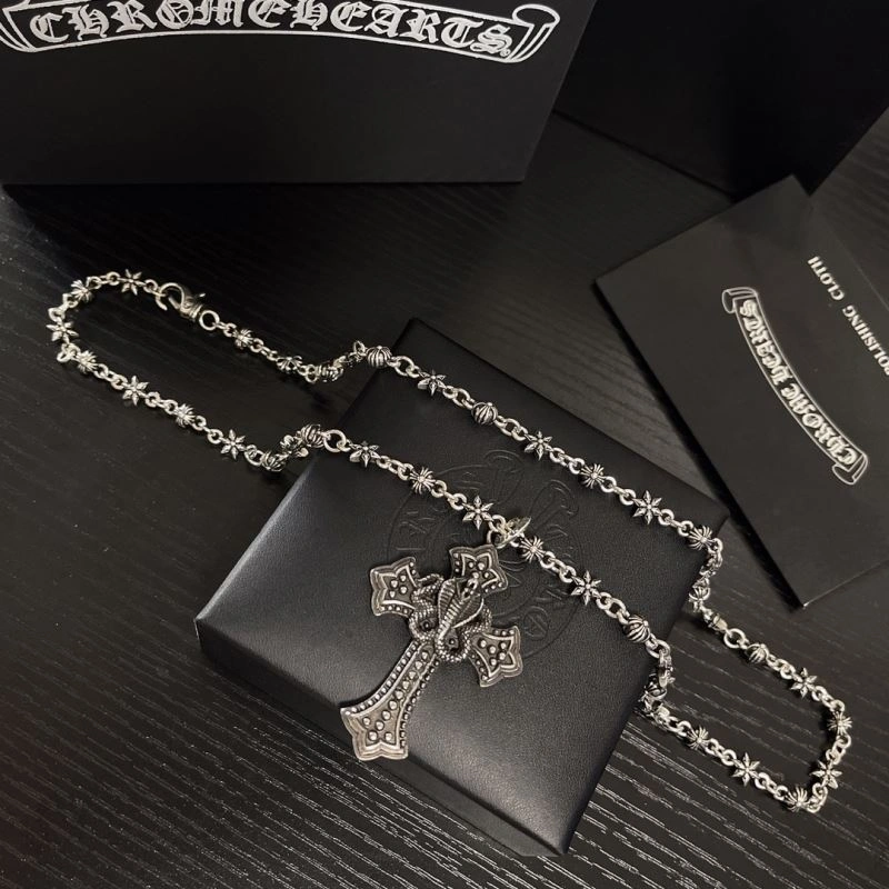Fashionable Chrome Hearts Necklaces 242236