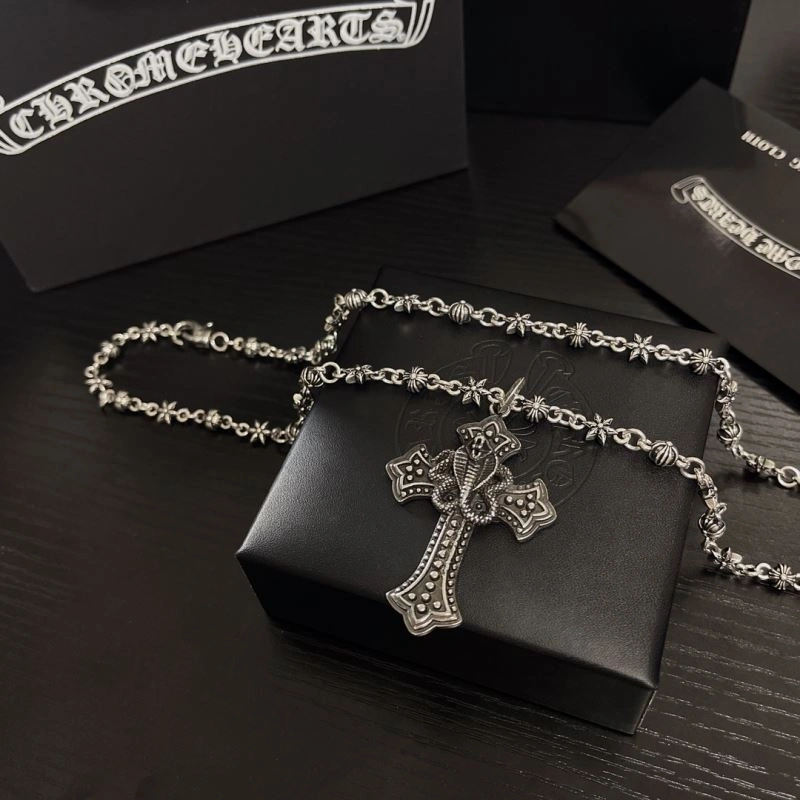 Fashionable Chrome Hearts Necklaces 242236