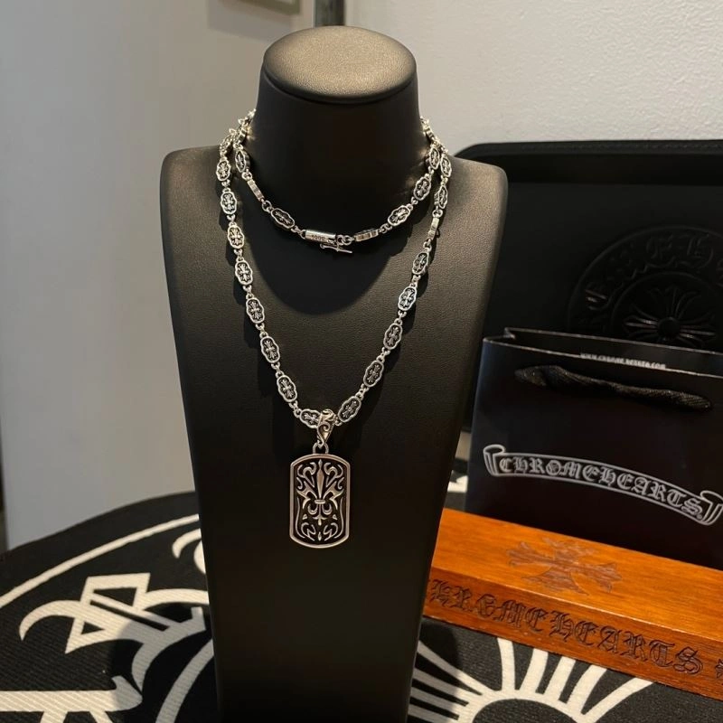 Refined Chrome Hearts Necklaces 242224