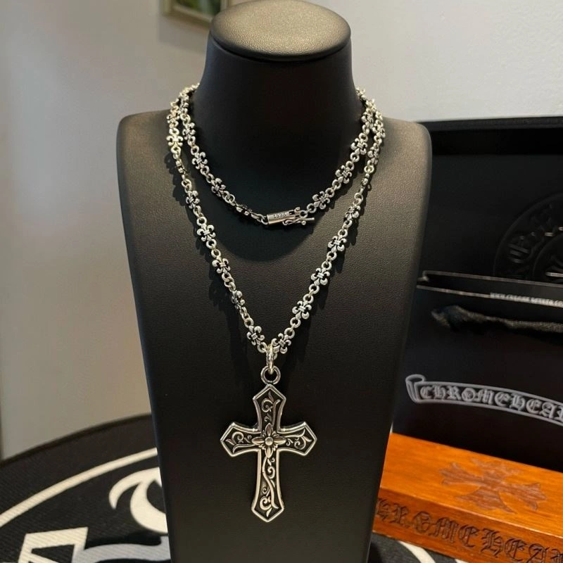 Bright Chrome Hearts Necklaces 242206