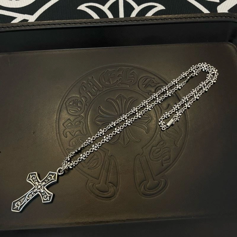 Bright Chrome Hearts Necklaces 242206