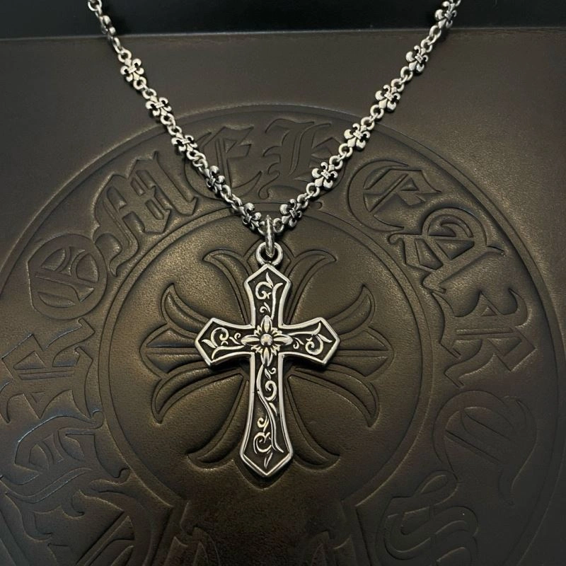 Bright Chrome Hearts Necklaces 242206