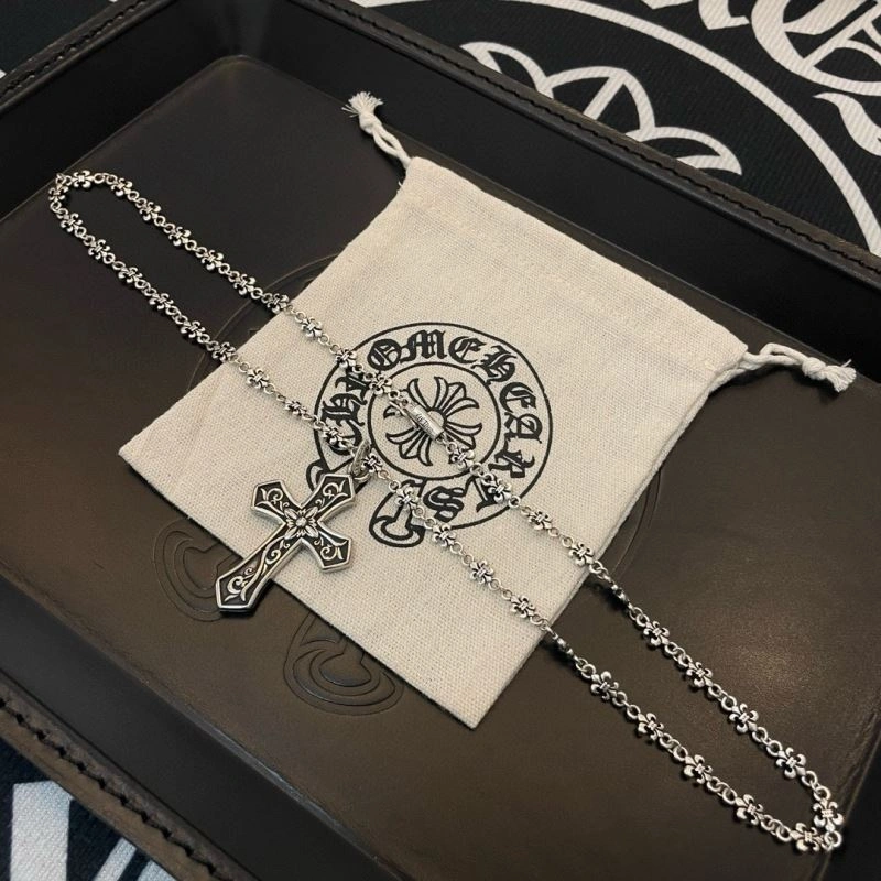 Bright Chrome Hearts Necklaces 242206