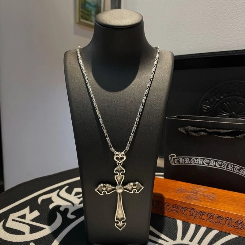 Soft Chrome Hearts Necklaces 242205