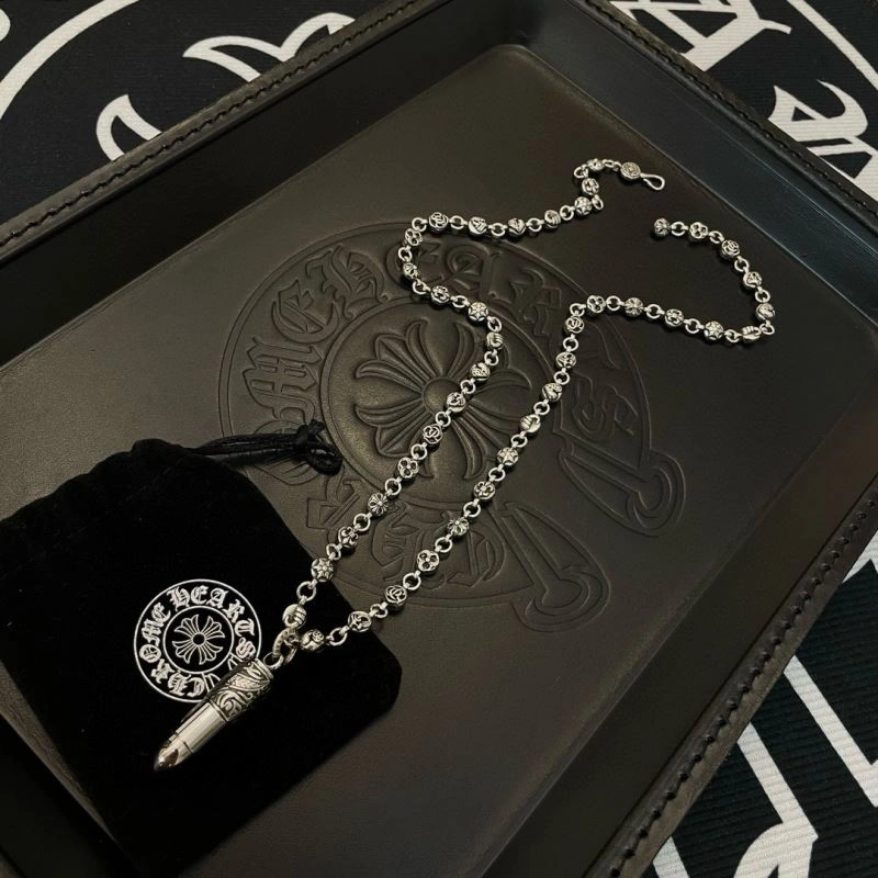 Vibrant Chrome Hearts Necklaces 242181