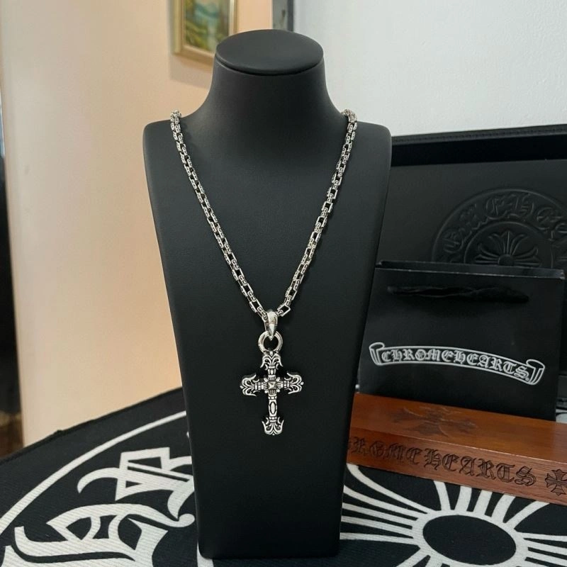 Breathable Chrome Hearts Necklaces 242171