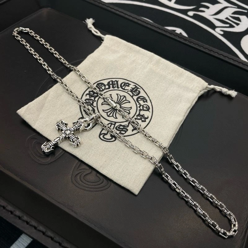 Breathable Chrome Hearts Necklaces 242171