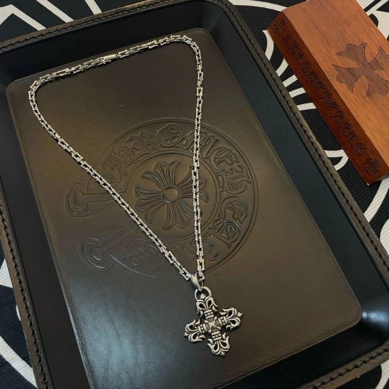 Breathable Chrome Hearts Necklaces 242178