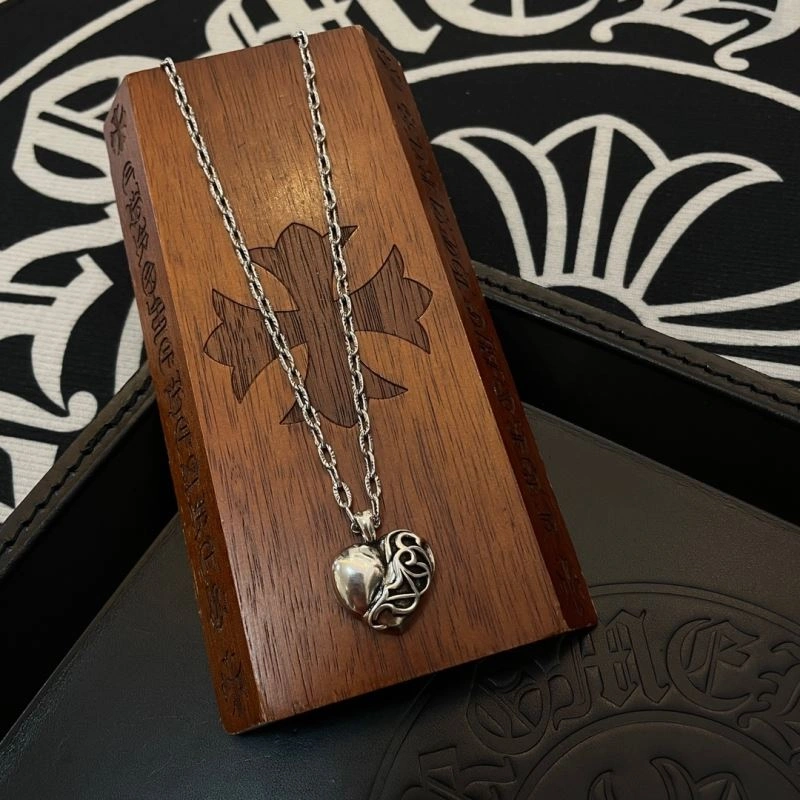 Cozy Chrome Hearts Necklaces 242192