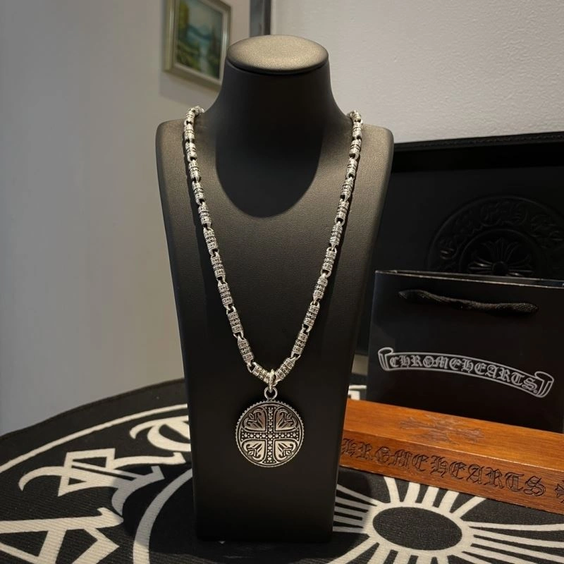 WaterResistant Chrome Hearts Necklaces 242194