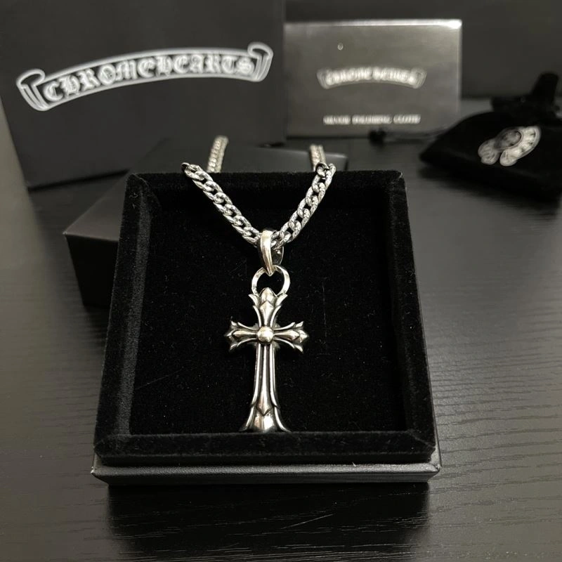 Fashionable Chrome Hearts Necklaces 242177
