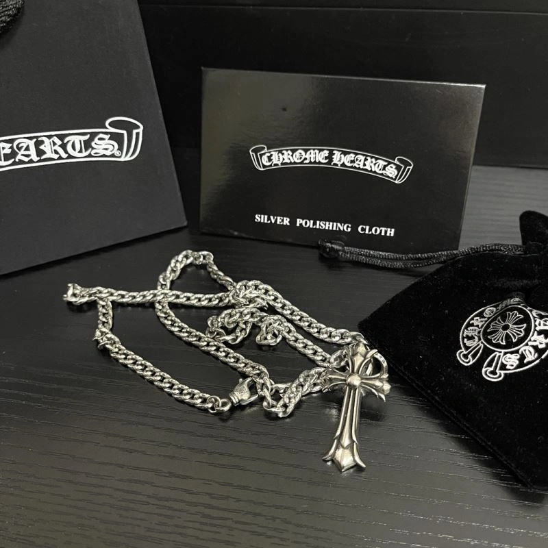 Fashionable Chrome Hearts Necklaces 242177