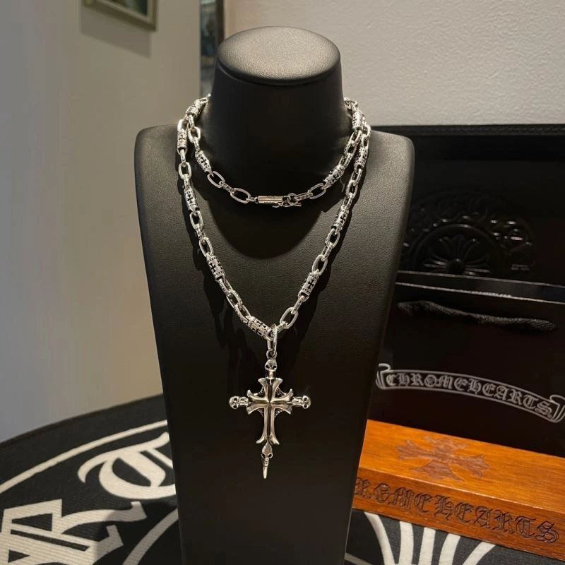 Sophisticated Chrome Hearts Necklaces 242188
