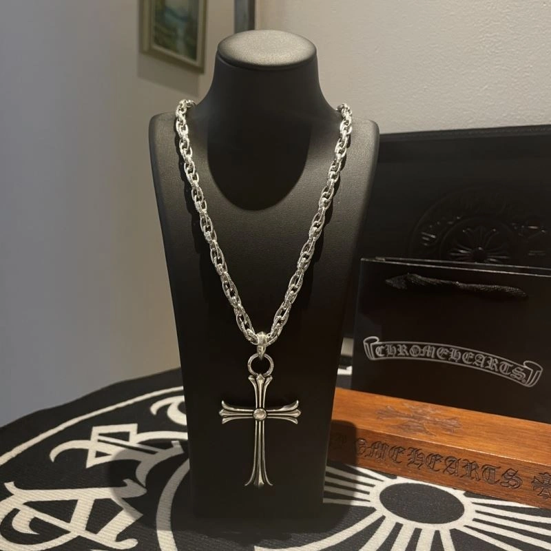 Sophisticated Chrome Hearts Necklaces 242164